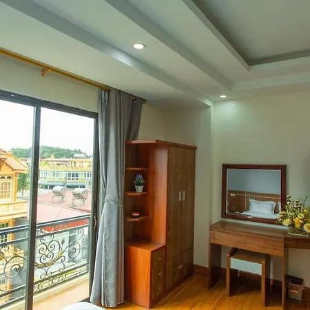 Phuc Hung Hotel Sa Pa Exterior photo
